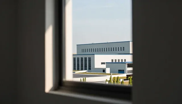 生成图片的提示词对结果的影响原因